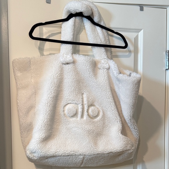 ALO Yoga Handbags - ALO Yoga Ivory Foxy Sherpa Tote
